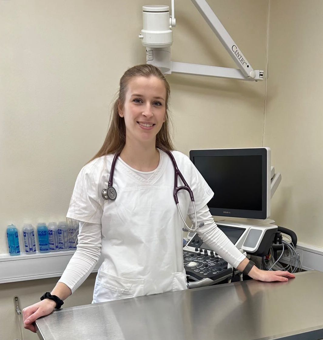 Ajda Zabret, dr.vet.med.